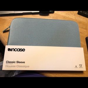 NWT Incase MacBook laptop sleeve cover